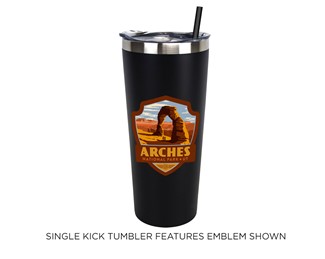 Arches NP Delicate Arch Emblem Tumbler - 22 oz